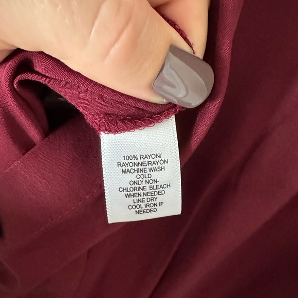 ann taylor loft •chic burgundy utility jumpsuit• size xs